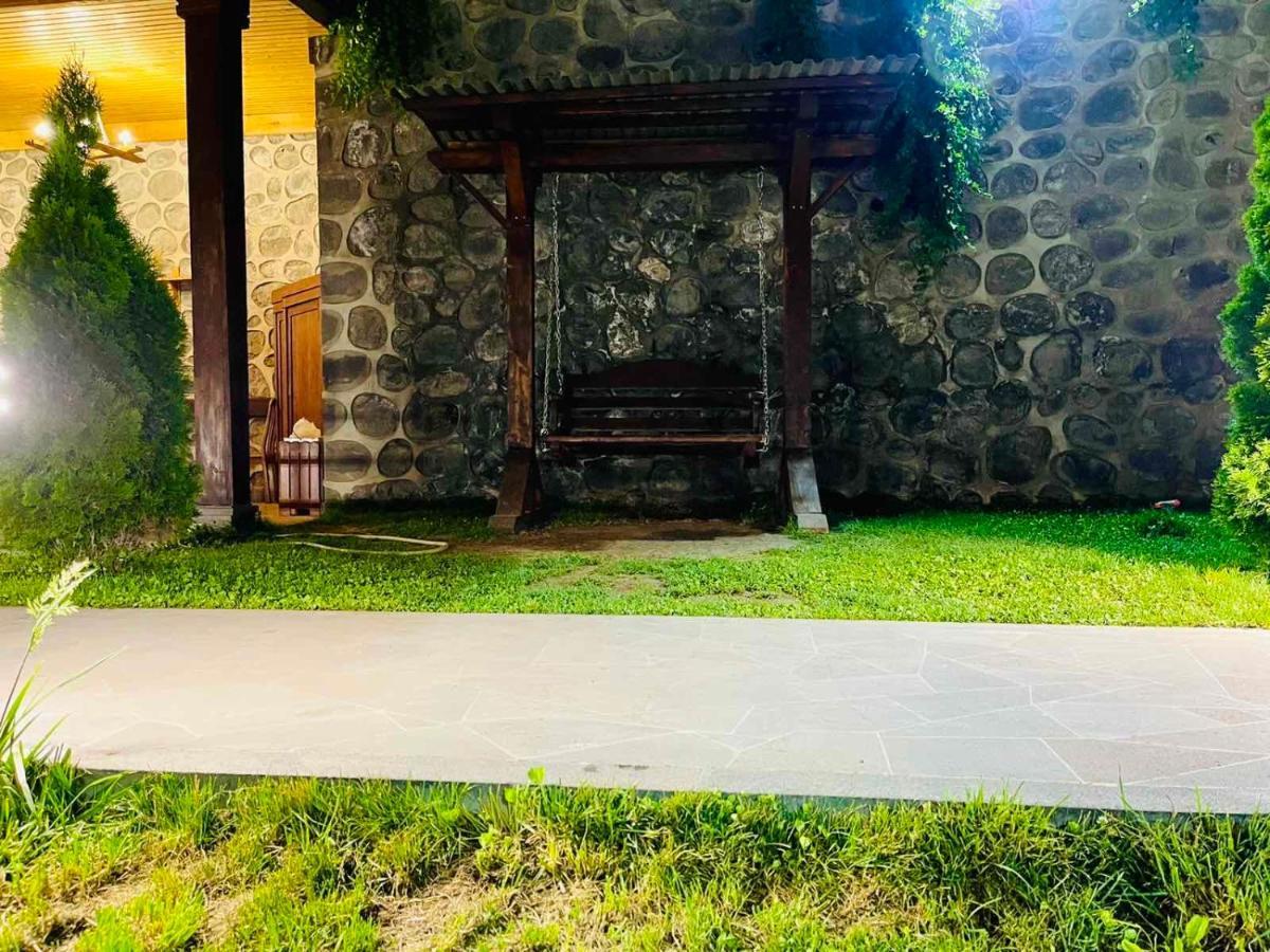 Lara Hotel Goris Exterior photo