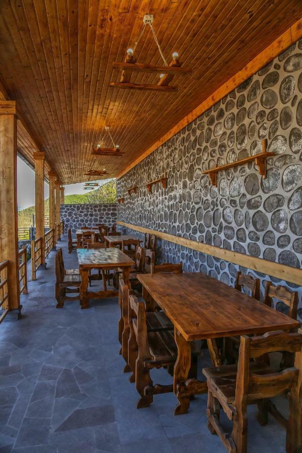 Lara Hotel Goris Exterior photo