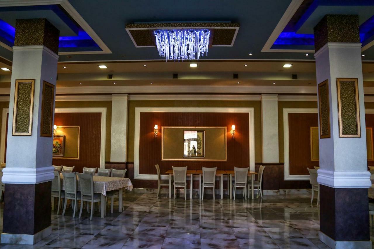 Lara Hotel Goris Exterior photo